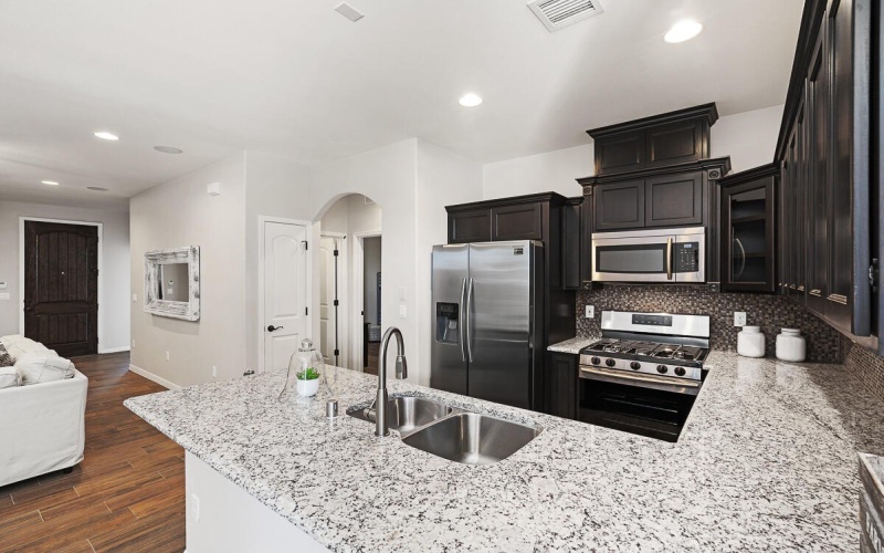 3709 Bob Snead Drive, El Paso, TX 79938, 3 Bedrooms Bedrooms, ,1 BathroomBathrooms,Residential,For Sale,3709 Bob Snead Drive,921736