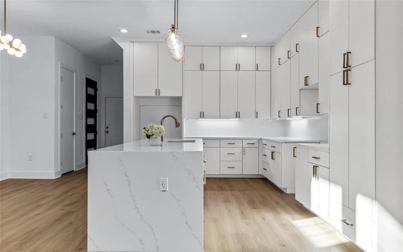 2320-2322 Arroyo Avenue, Dallas, TX 75219, 6 Bedrooms Bedrooms, ,7 BathroomsBathrooms,Residential Multi Family,For Sale,2320-2322 Arroyo Avenue,0,21066904