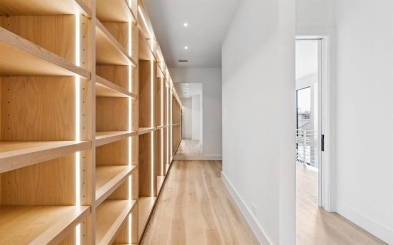 6801 Tyree Street, Dallas, TX 75209, 2 Bedrooms Bedrooms, ,2 BathroomsBathrooms,Residential,For Sale,6801 Tyree Street,0,21069009