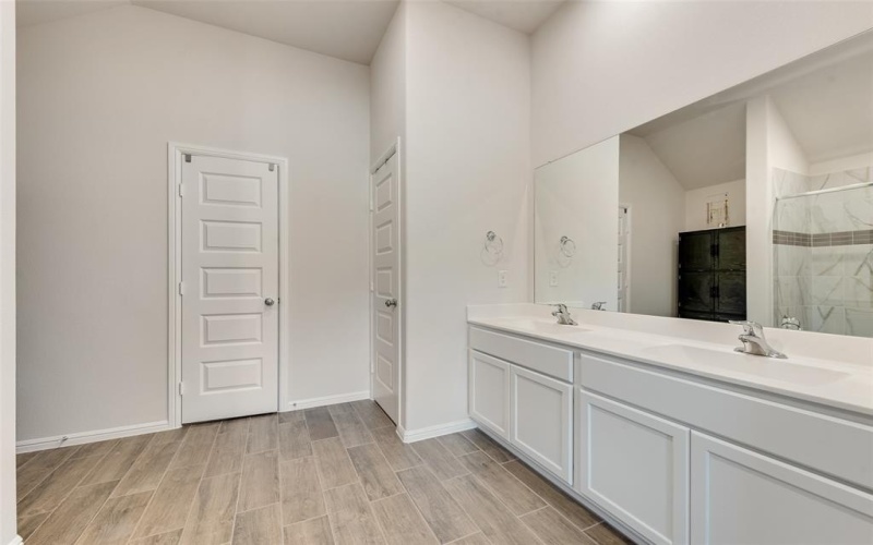 3316 Goshawk Drive, Denton, TX 76208, 4 Bedrooms Bedrooms, ,3 BathroomsBathrooms,Residential,For Sale,3316 Goshawk Drive,0,21069125