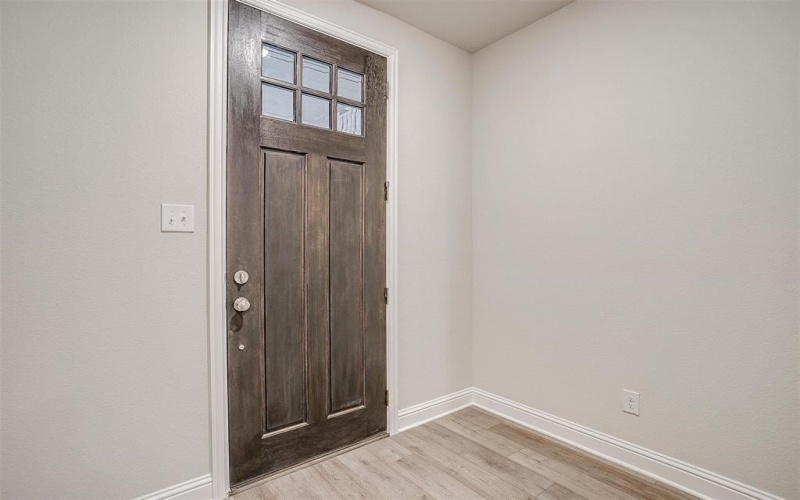 6917 Yellow Hammer Way, Arlington, TX 76001, 3 Habitaciones Habitaciones , ,2 BañosBaños,Residential,En Venta,6917 Yellow Hammer Way,0,21069406