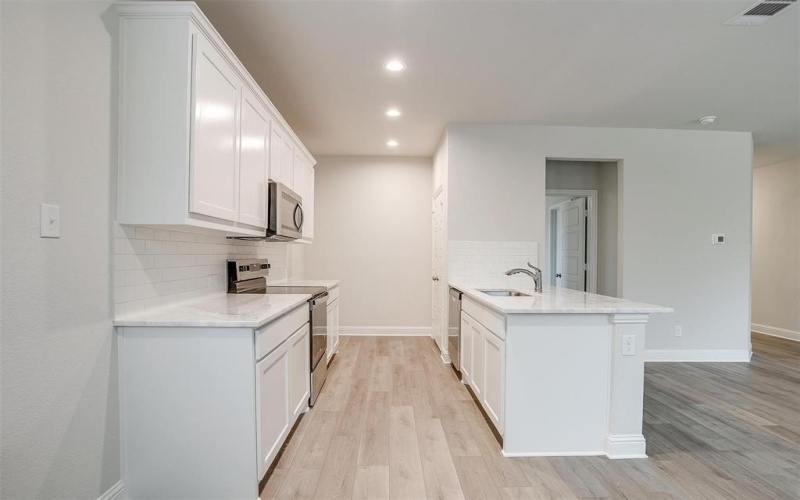 6917 Yellow Hammer Way, Arlington, TX 76001, 3 Habitaciones Habitaciones , ,2 BañosBaños,Residential,En Venta,6917 Yellow Hammer Way,0,21069406