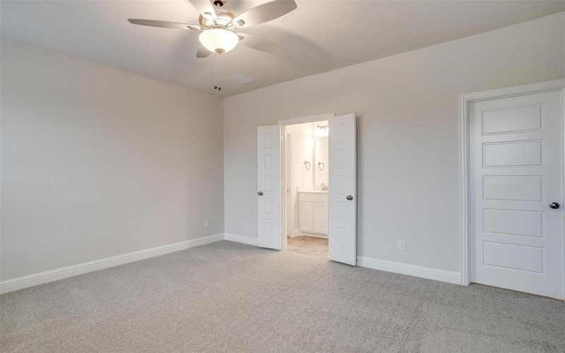 6917 Yellow Hammer Way, Arlington, TX 76001, 3 Habitaciones Habitaciones , ,2 BañosBaños,Residential,En Venta,6917 Yellow Hammer Way,0,21069406