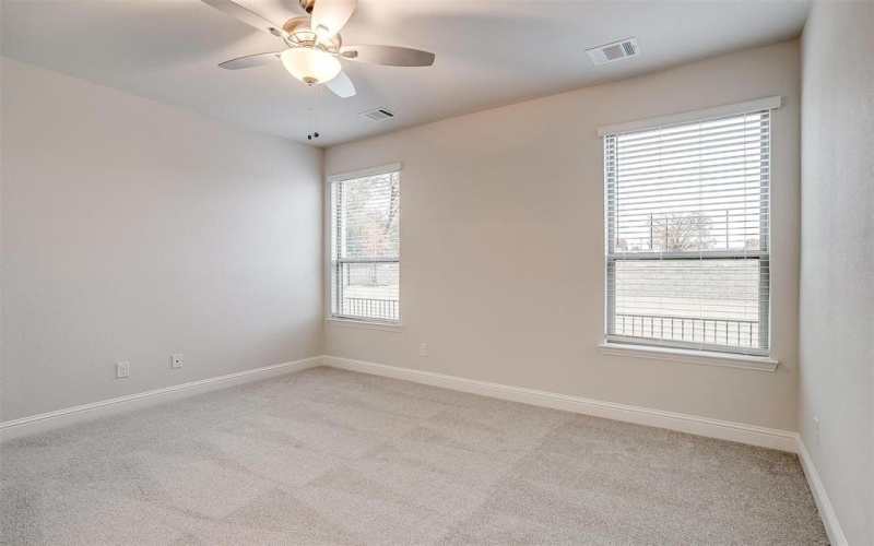 6917 Yellow Hammer Way, Arlington, TX 76001, 3 Habitaciones Habitaciones , ,2 BañosBaños,Residential,En Venta,6917 Yellow Hammer Way,0,21069406