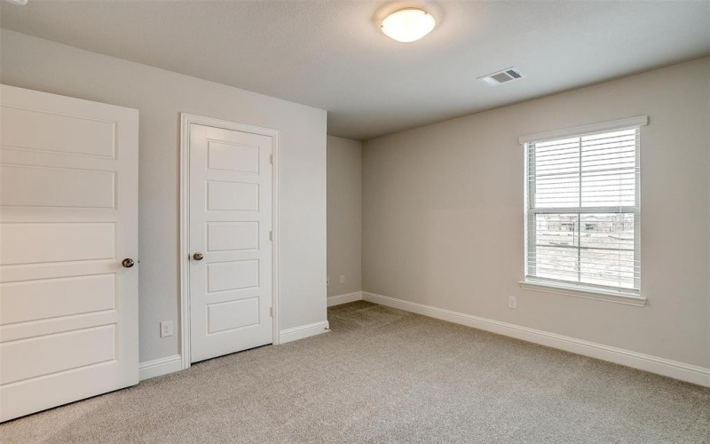 6917 Yellow Hammer Way, Arlington, TX 76001, 3 Habitaciones Habitaciones , ,2 BañosBaños,Residential,En Venta,6917 Yellow Hammer Way,0,21069406