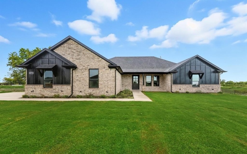 8775 Kassandra Drive, Sanger, TX 76266, 4 Bedrooms Bedrooms, ,3 BathroomsBathrooms,Residential,For Sale,8775 Kassandra Drive,0,21069535