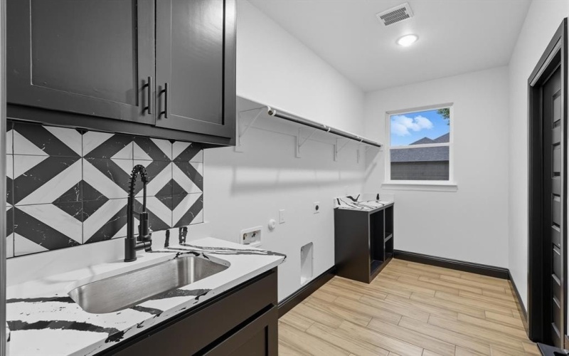 8775 Kassandra Drive, Sanger, TX 76266, 4 Bedrooms Bedrooms, ,3 BathroomsBathrooms,Residential,For Sale,8775 Kassandra Drive,0,21069535