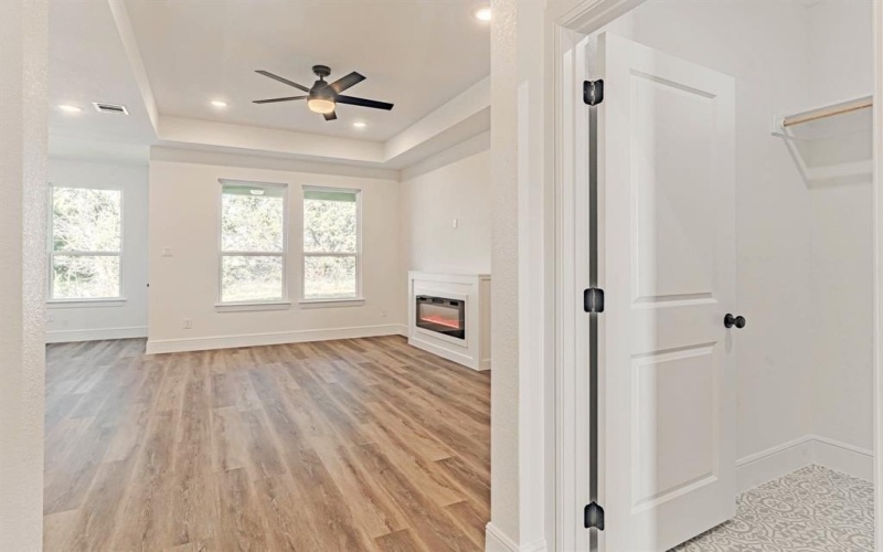 2314 Beverly Drive, Granbury, TX 76048, 3 Bedrooms Bedrooms, ,2 BathroomsBathrooms,Residential,For Sale,2314 Beverly Drive,0,21069672