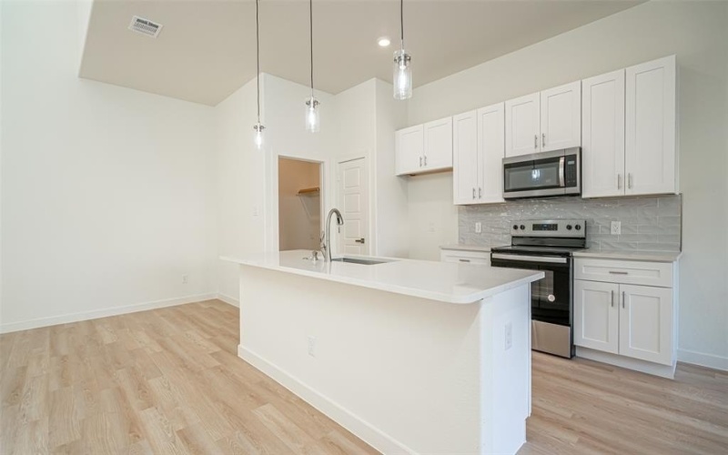 3320 Brazos River Drive, Granbury, TX 76048, 3 Bedrooms Bedrooms, ,2 BathroomsBathrooms,Residential,For Sale,3320 Brazos River Drive,0,21069692