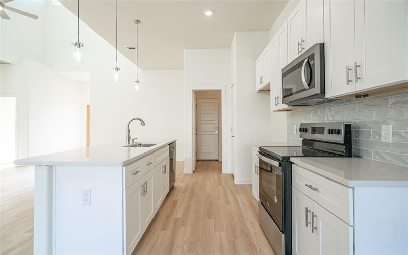 3320 Brazos River Drive, Granbury, TX 76048, 3 Bedrooms Bedrooms, ,2 BathroomsBathrooms,Residential,For Sale,3320 Brazos River Drive,0,21069692
