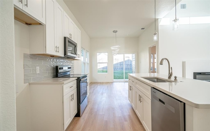 3320 Brazos River Drive, Granbury, TX 76048, 3 Bedrooms Bedrooms, ,2 BathroomsBathrooms,Residential,For Sale,3320 Brazos River Drive,0,21069692