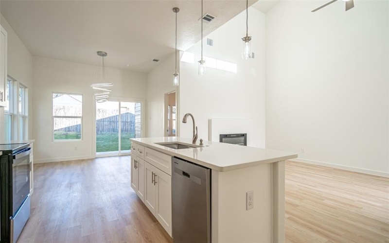 3320 Brazos River Drive, Granbury, TX 76048, 3 Bedrooms Bedrooms, ,2 BathroomsBathrooms,Residential,For Sale,3320 Brazos River Drive,0,21069692