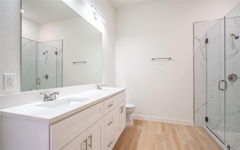3320 Brazos River Drive, Granbury, TX 76048, 3 Bedrooms Bedrooms, ,2 BathroomsBathrooms,Residential,For Sale,3320 Brazos River Drive,0,21069692
