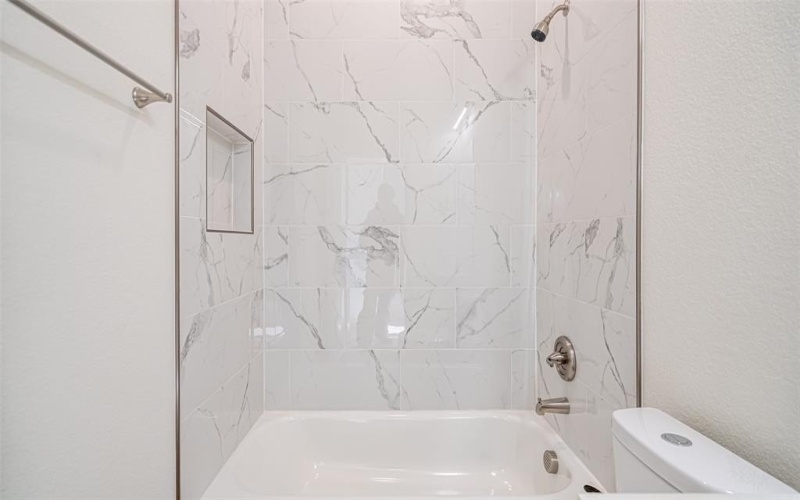 3320 Brazos River Drive, Granbury, TX 76048, 3 Bedrooms Bedrooms, ,2 BathroomsBathrooms,Residential,For Sale,3320 Brazos River Drive,0,21069692