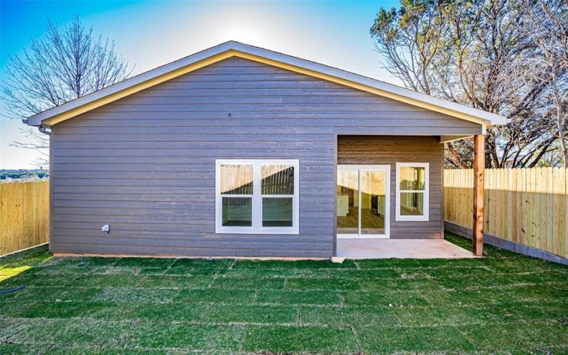 3320 Brazos River Drive, Granbury, TX 76048, 3 Bedrooms Bedrooms, ,2 BathroomsBathrooms,Residential,For Sale,3320 Brazos River Drive,0,21069692