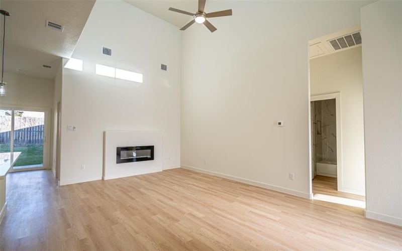 3320 Brazos River Drive, Granbury, TX 76048, 3 Bedrooms Bedrooms, ,2 BathroomsBathrooms,Residential,For Sale,3320 Brazos River Drive,0,21069692