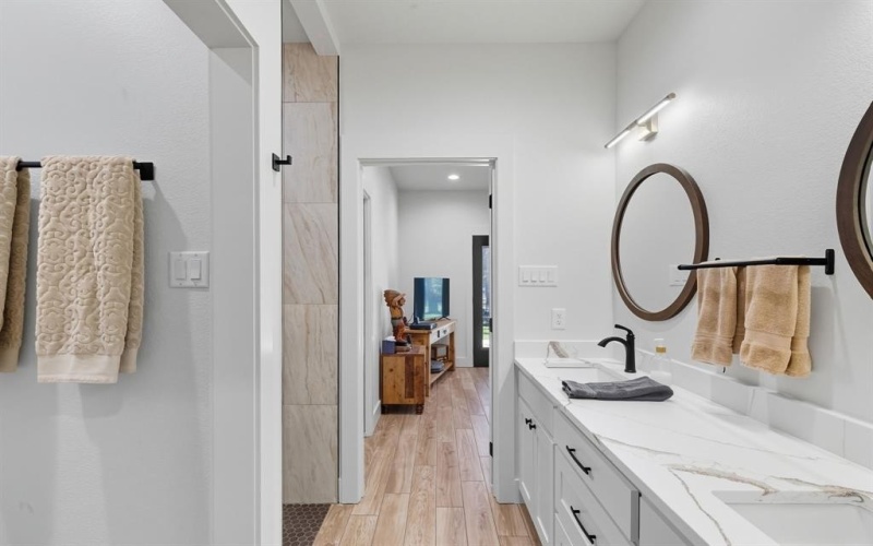 245 Creek Crossing Street, Alvord, TX 76225, 3 Habitaciones Habitaciones , ,2 BañosBaños,Residential,En Venta,245 Creek Crossing Street,0,21069702