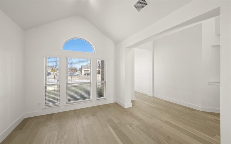 402 Crestview Drive, Midlothian, TX 76065, 5 Bedrooms Bedrooms, ,5 BathroomsBathrooms,Residential,For Sale,402 Crestview Drive,0,21069904