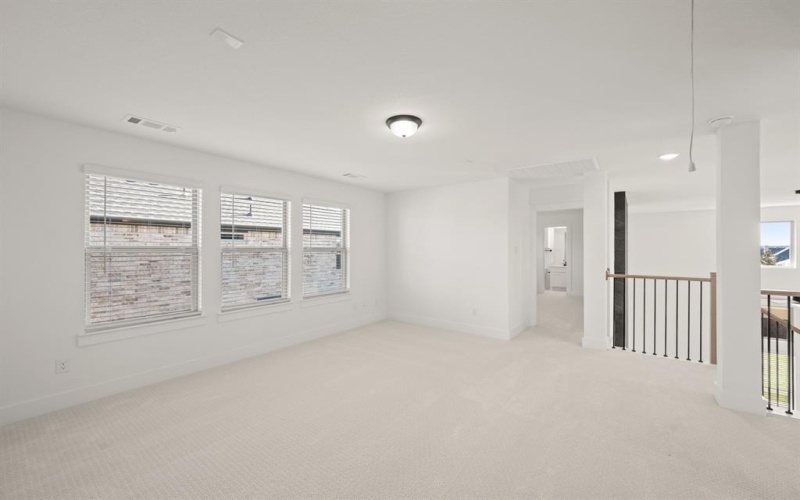 402 Crestview Drive, Midlothian, TX 76065, 5 Bedrooms Bedrooms, ,5 BathroomsBathrooms,Residential,For Sale,402 Crestview Drive,0,21069904