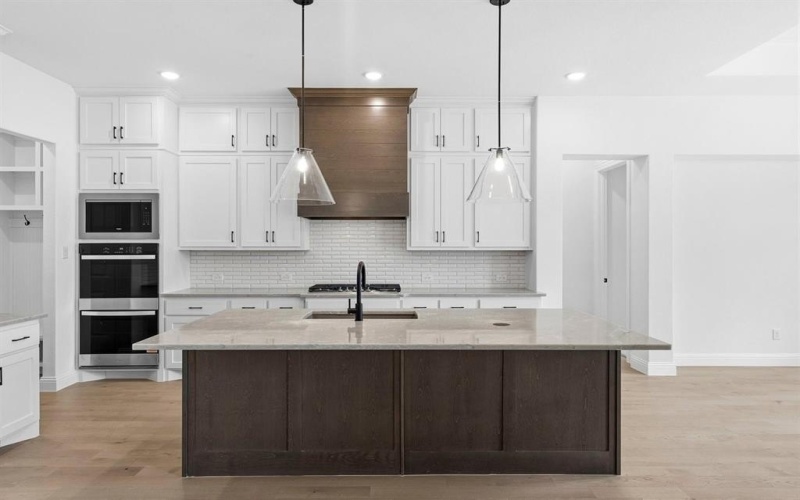 3513 Birdstone Court, Celina, TX 75009, 5 Habitaciones Habitaciones , ,5 BañosBaños,Residential,En Venta,3513 Birdstone Court,0,21070080