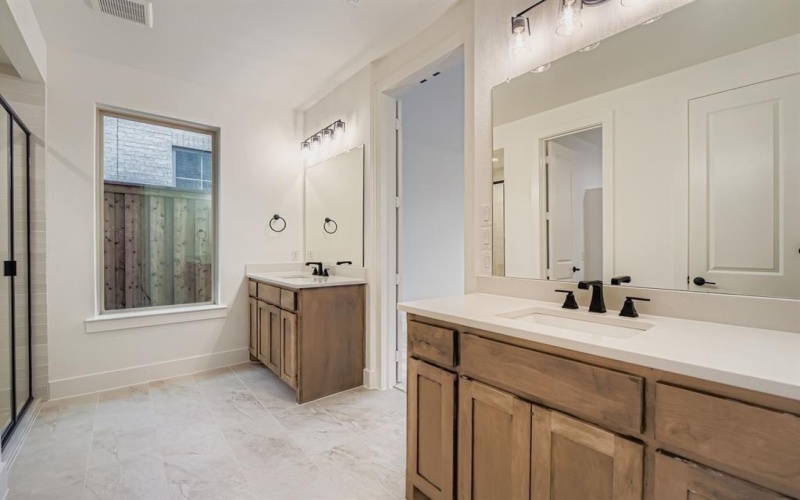 6048 Silverstein Street, Fort Worth, TX 76126, 4 Bedrooms Bedrooms, ,3 BathroomsBathrooms,Residential,For Sale,6048 Silverstein Street,0,21070089