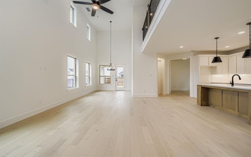 6048 Silverstein Street, Fort Worth, TX 76126, 4 Bedrooms Bedrooms, ,3 BathroomsBathrooms,Residential,For Sale,6048 Silverstein Street,0,21070089
