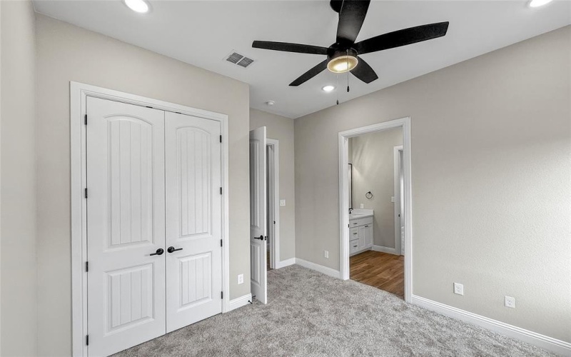 541 Cornerstone Avenue, Reno, TX 76020, 4 Habitaciones Habitaciones , ,3 BañosBaños,Residential,En Venta,541 Cornerstone Avenue,0,21070198