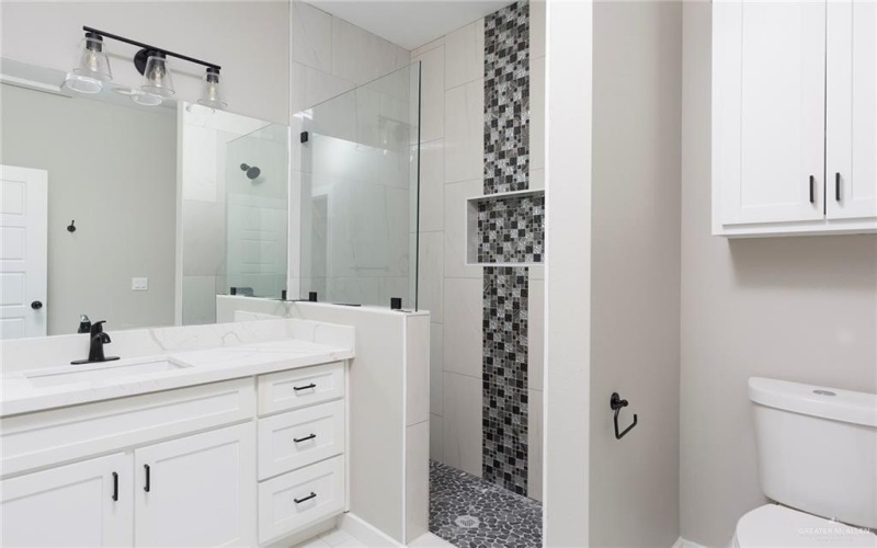 9206 N 25th Lane, McAllen, TX 78504, 3 Bedrooms Bedrooms, ,2 BathroomsBathrooms,Residential,For Sale,9206 N 25th Lane,440248