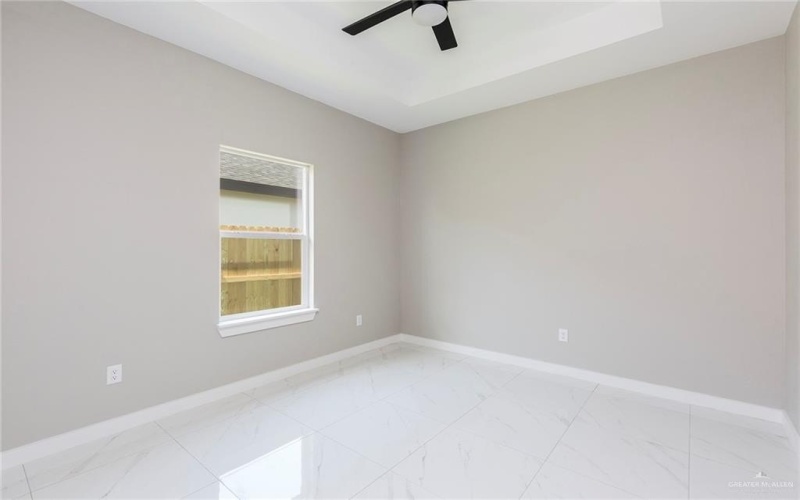9206 N 25th Lane, McAllen, TX 78504, 3 Bedrooms Bedrooms, ,2 BathroomsBathrooms,Residential,For Sale,9206 N 25th Lane,440248