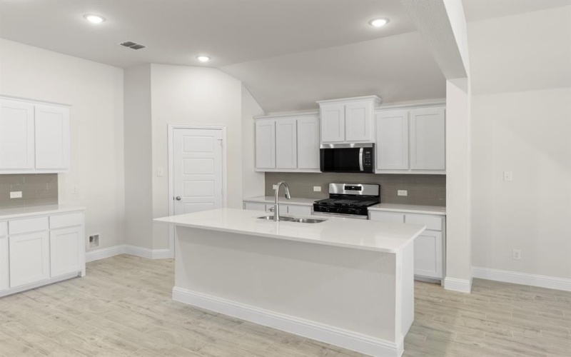 139 Whistling Duck, Balch Springs, TX 75181, 4 Habitaciones Habitaciones , ,2 BañosBaños,Residential,En Venta,139 Whistling Duck,0,21070294