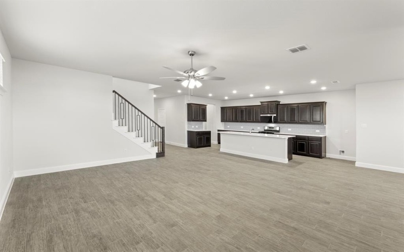 125 Meadow Road, Balch Springs, TX 75181, 4 Bedrooms Bedrooms, ,3 BathroomsBathrooms,Residential,For Sale,125 Meadow Road,0,21070327