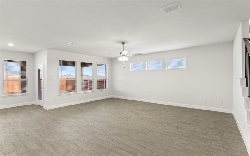 125 Meadow Road, Balch Springs, TX 75181, 4 Bedrooms Bedrooms, ,3 BathroomsBathrooms,Residential,For Sale,125 Meadow Road,0,21070327