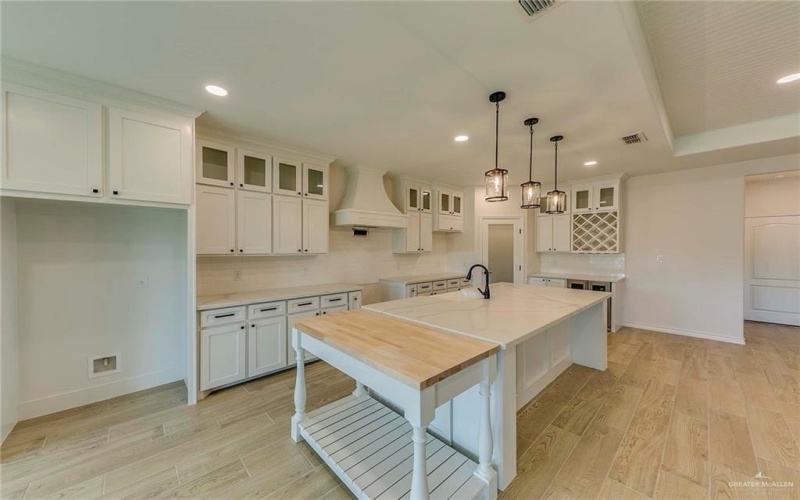 3803 Red Lantana Street, Mission, TX 78574, 3 Bedrooms Bedrooms, ,2 BathroomsBathrooms,Residential,For Sale,3803 Red Lantana Street,440911