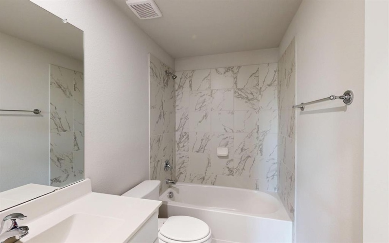 7512 Spicebush Drive, Denton, TX 76249, 3 Habitaciones Habitaciones , ,2 BañosBaños,Residential,En Venta,7512 Spicebush Drive,0,21070493