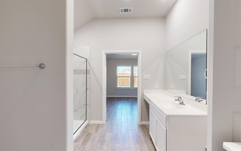 7512 Spicebush Drive, Denton, TX 76249, 3 Habitaciones Habitaciones , ,2 BañosBaños,Residential,En Venta,7512 Spicebush Drive,0,21070493