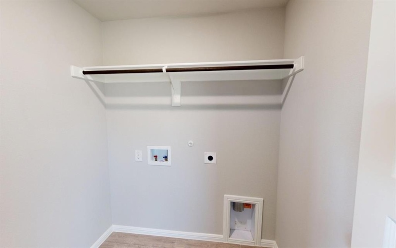 7512 Spicebush Drive, Denton, TX 76249, 3 Habitaciones Habitaciones , ,2 BañosBaños,Residential,En Venta,7512 Spicebush Drive,0,21070493