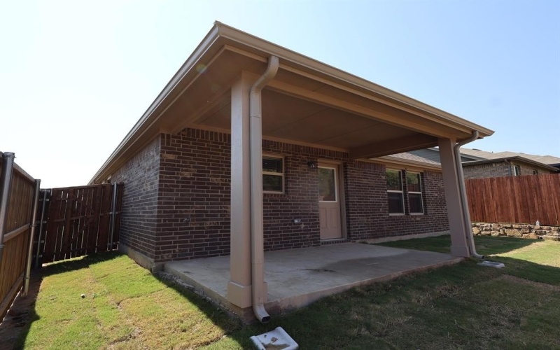 2521 Breakaway Drive, Mesquite, TX 75149, 3 Bedrooms Bedrooms, ,2 BathroomsBathrooms,Residential,For Sale,2521 Breakaway Drive,0,21070506