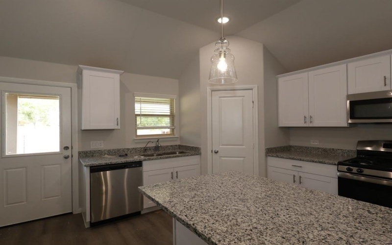 2521 Breakaway Drive, Mesquite, TX 75149, 3 Bedrooms Bedrooms, ,2 BathroomsBathrooms,Residential,For Sale,2521 Breakaway Drive,0,21070506