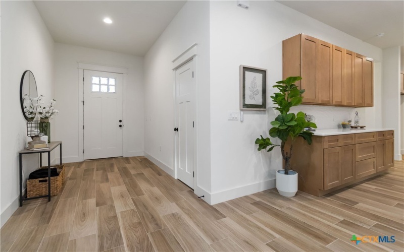 14 Summertime Circle, Wimberley, TX 78676, 3 Habitaciones Habitaciones , ,2 BañosBaños,Residential,En Venta,14 Summertime Circle,0,587322