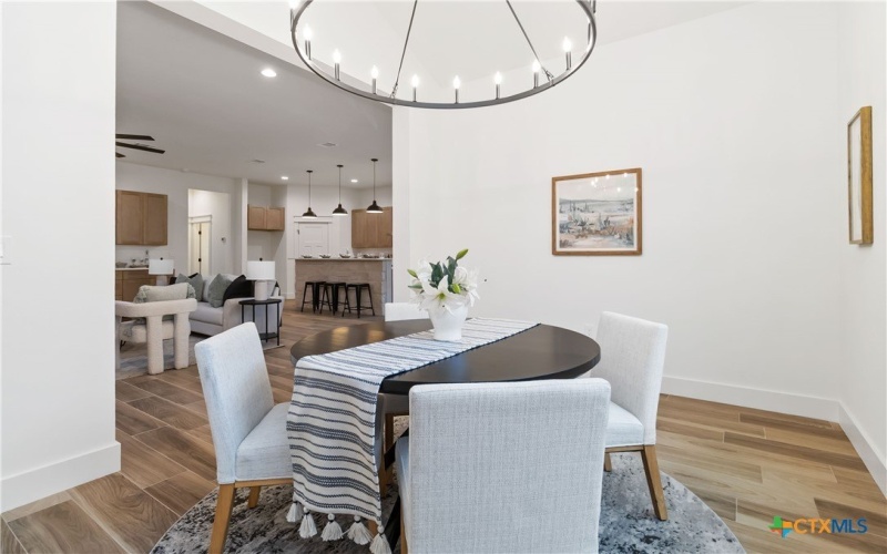 14 Summertime Circle, Wimberley, TX 78676, 3 Habitaciones Habitaciones , ,2 BañosBaños,Residential,En Venta,14 Summertime Circle,0,587322