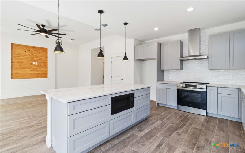 16 Summertime Circle, Wimberley, TX 78676, 3 Bedrooms Bedrooms, ,2 BathroomsBathrooms,Residential,For Sale,16 Summertime Circle,0,587339