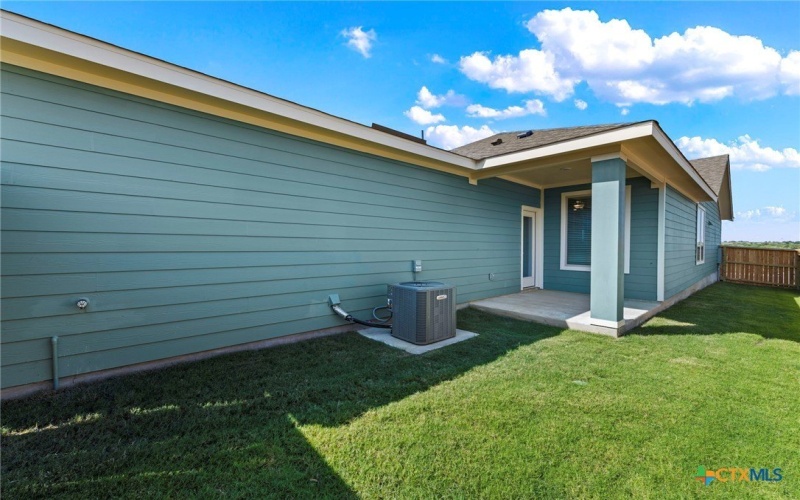637 Salamander Street, San Marcos, TX 78666, 3 Habitaciones Habitaciones , ,2 BañosBaños,Residential,En Venta,637 Salamander Street,0,593745