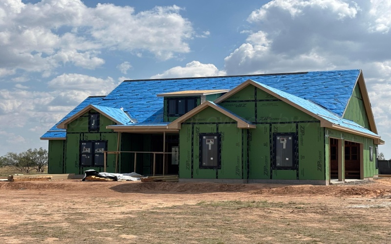 914 CANYON Parkway, Canyon, TX 79015-2010, 4 Habitaciones Habitaciones , ,3 BañosBaños,Residential,En Venta,914 CANYON Parkway,0,25-8287