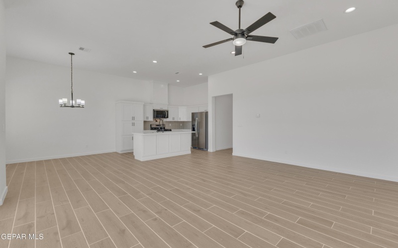 12716 MIDDLESBROUGH Avenue, Horizon City, TX 79928, 4 Bedrooms Bedrooms, ,2 BathroomsBathrooms,Residential,For Sale,12716 MIDDLESBROUGH Avenue,0,931008