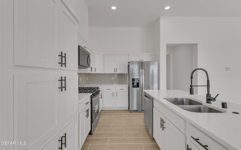12716 MIDDLESBROUGH Avenue, Horizon City, TX 79928, 4 Bedrooms Bedrooms, ,2 BathroomsBathrooms,Residential,For Sale,12716 MIDDLESBROUGH Avenue,0,931008