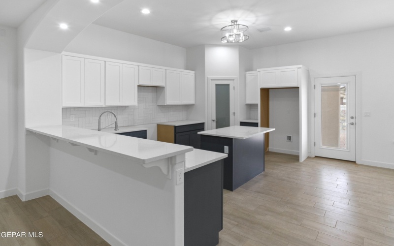 1113 Bronze Hill Avenue, Sunland Park, NM 88063, 3 Habitaciones Habitaciones , ,2 BañosBaños,Residential,En Venta,1113 Bronze Hill Avenue,921772