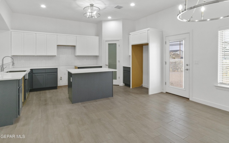 1113 Bronze Hill Avenue, Sunland Park, NM 88063, 3 Habitaciones Habitaciones , ,2 BañosBaños,Residential,En Venta,1113 Bronze Hill Avenue,921772