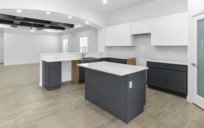 1113 Bronze Hill Avenue, Sunland Park, NM 88063, 3 Habitaciones Habitaciones , ,2 BañosBaños,Residential,En Venta,1113 Bronze Hill Avenue,921772