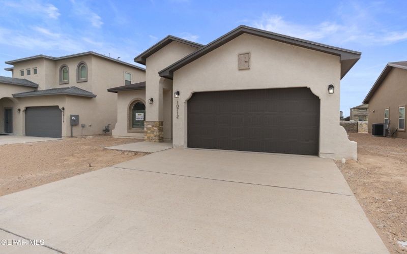 1113 Bronze Hill Avenue, Sunland Park, NM 88063, 3 Habitaciones Habitaciones , ,2 BañosBaños,Residential,En Venta,1113 Bronze Hill Avenue,921772
