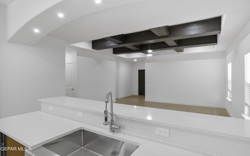 1113 Bronze Hill Avenue, Sunland Park, NM 88063, 3 Habitaciones Habitaciones , ,2 BañosBaños,Residential,En Venta,1113 Bronze Hill Avenue,921772